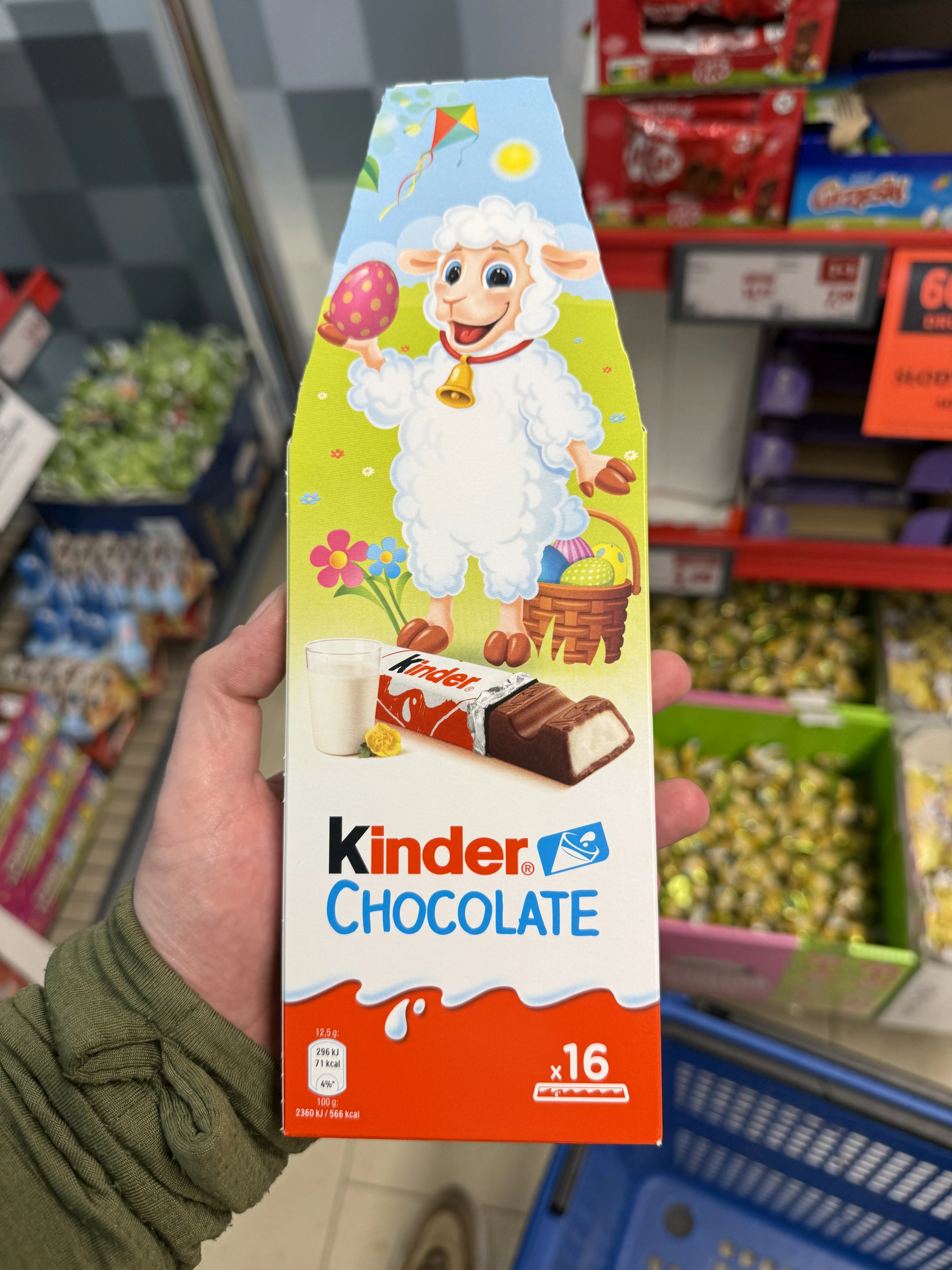 Kinder Chocolate batonik z mlecznej czekolady z nadzieniem mlecznym (16 szt.) | 200g