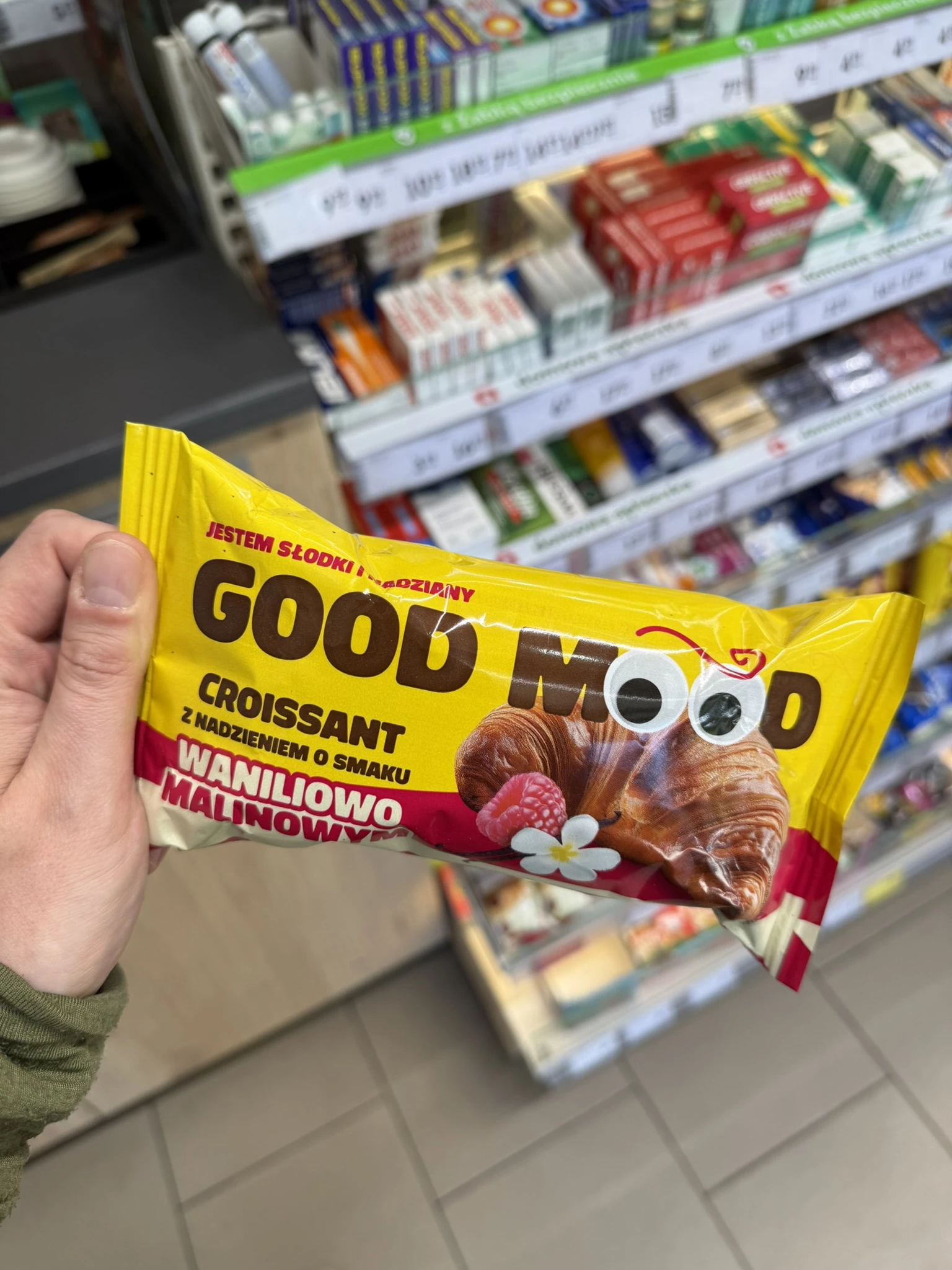 Croissant Good Mood waniliowo malinowy | 60g