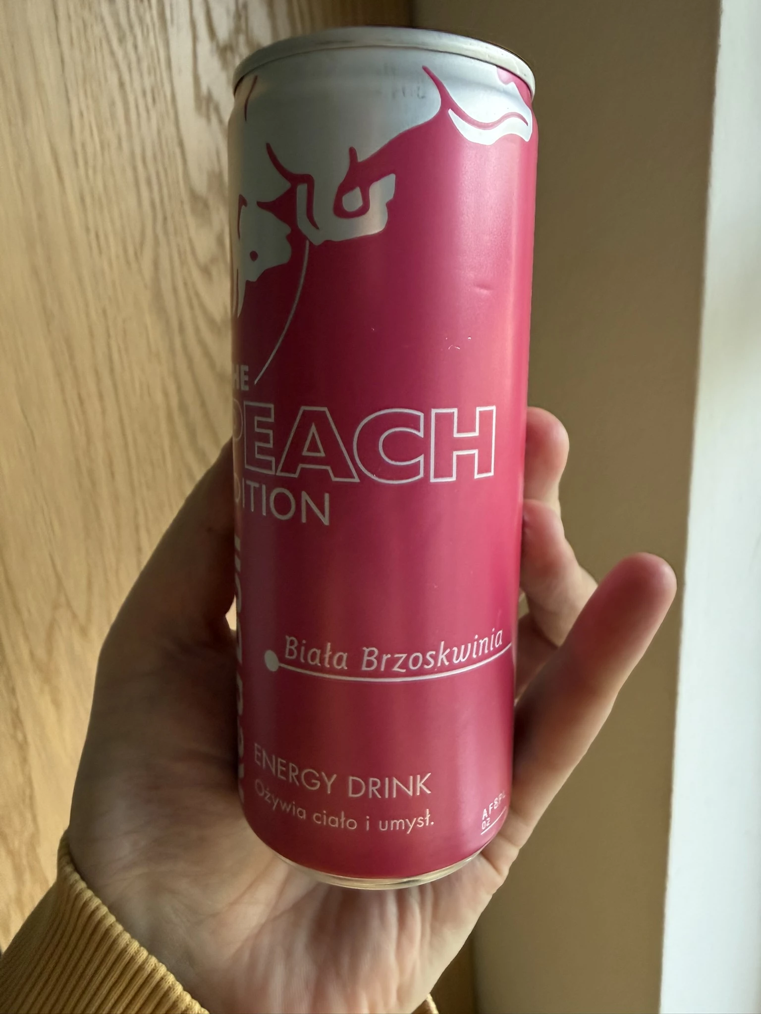 Red Bull Peach Edition Biała Brzoskwinia | 250ml