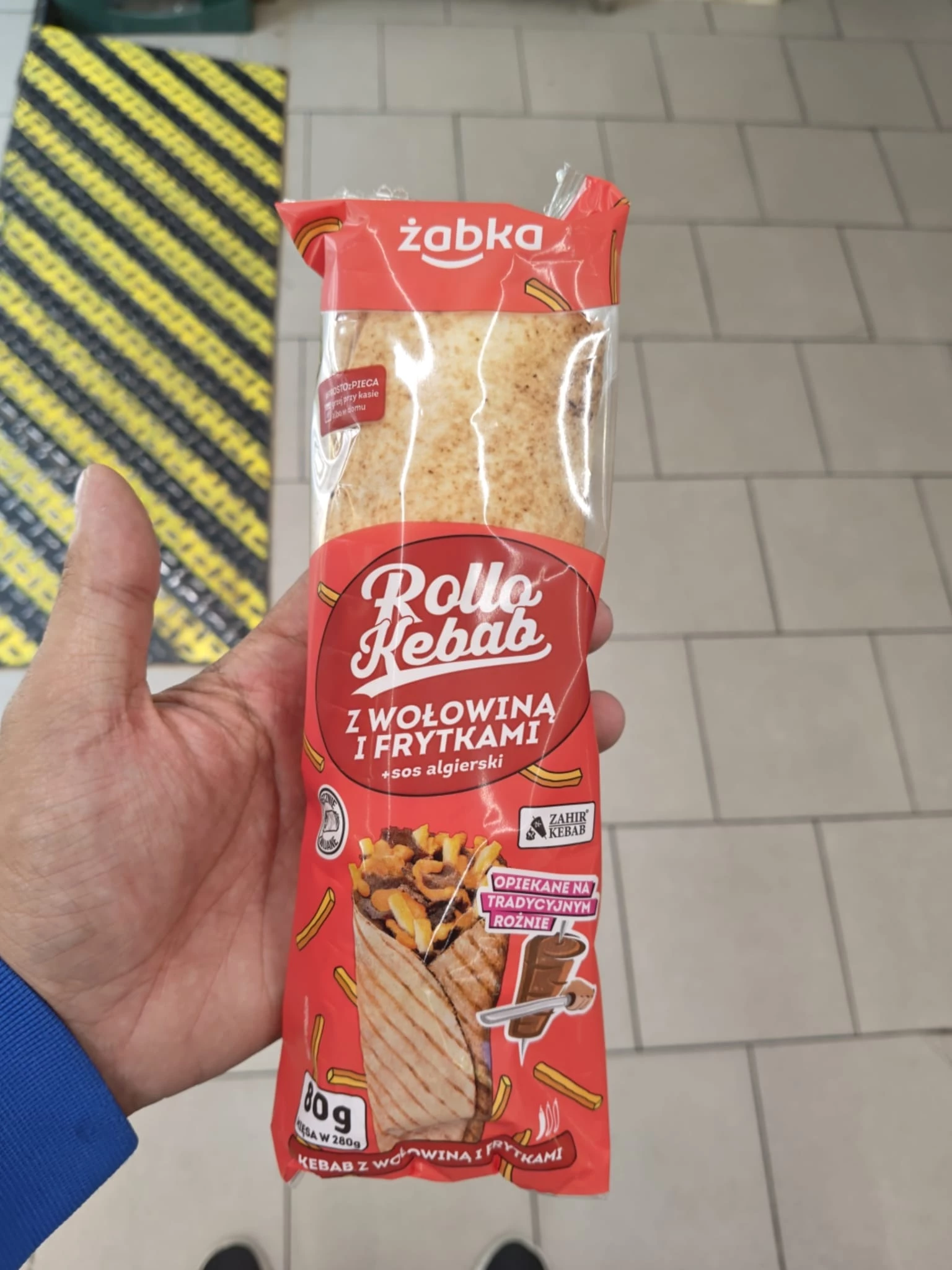 Kebab Rollo z wołowiną i frytkami |