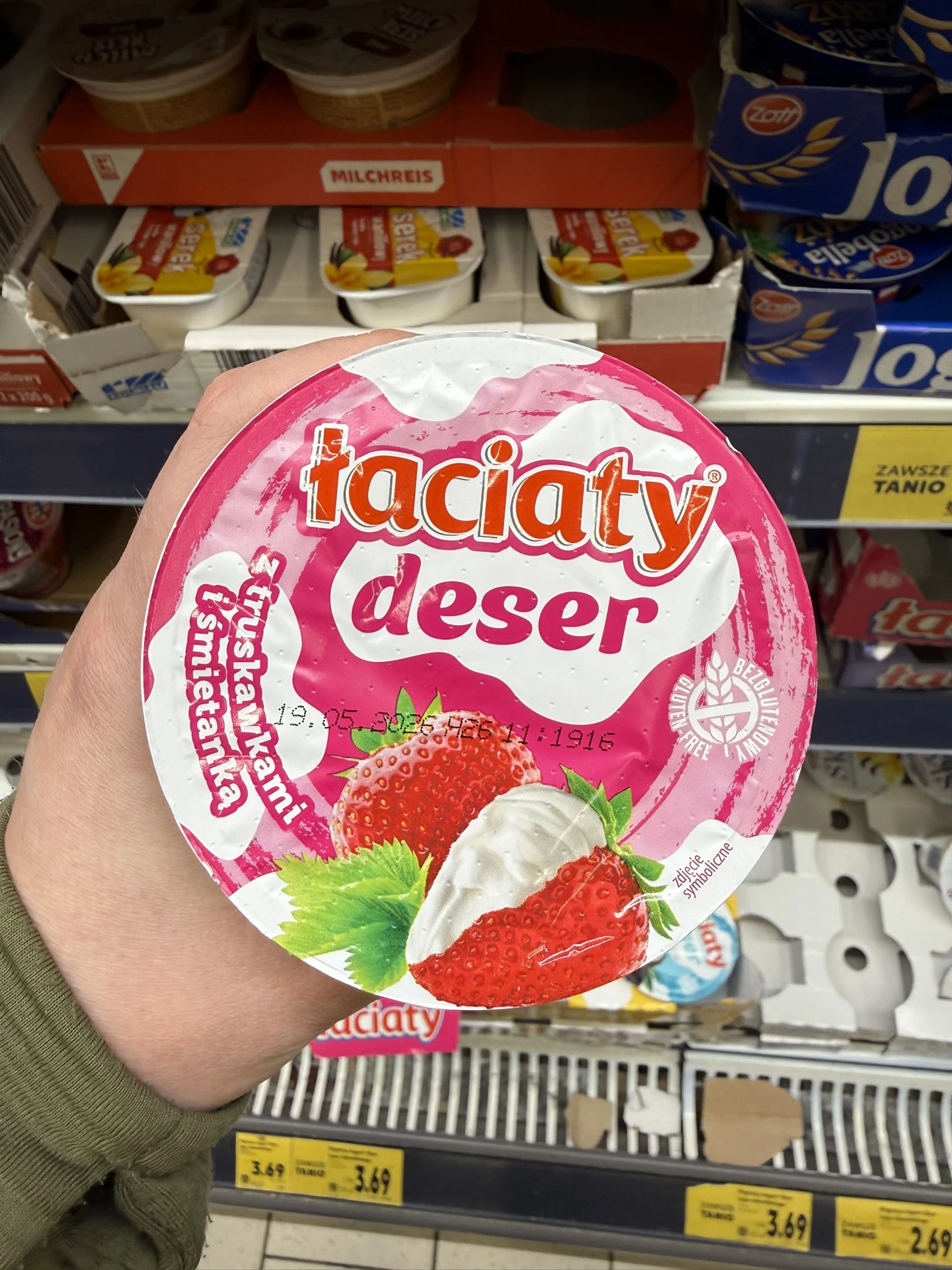 Łaciaty Deser z truskawkami i śmietanką | 170g