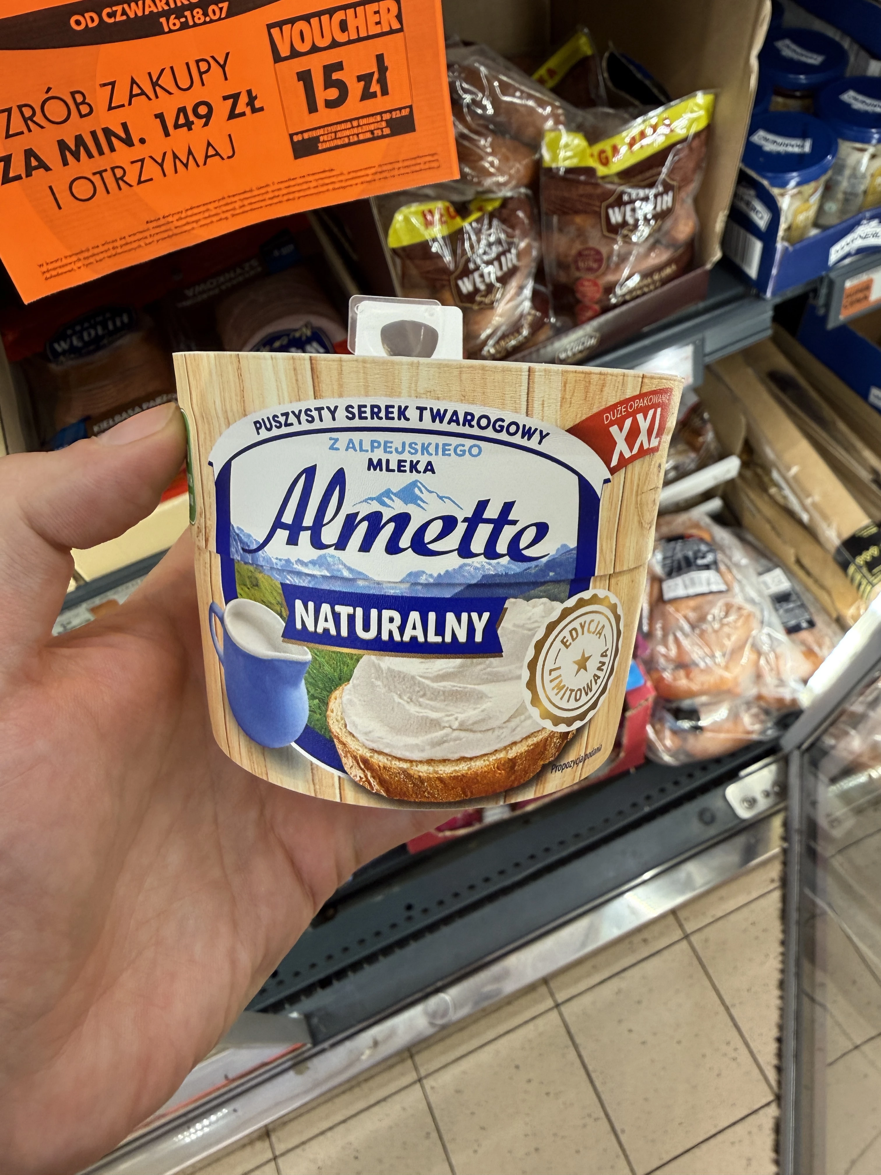 Almette puszysty serek twarogowy naturalny XXL | 235g