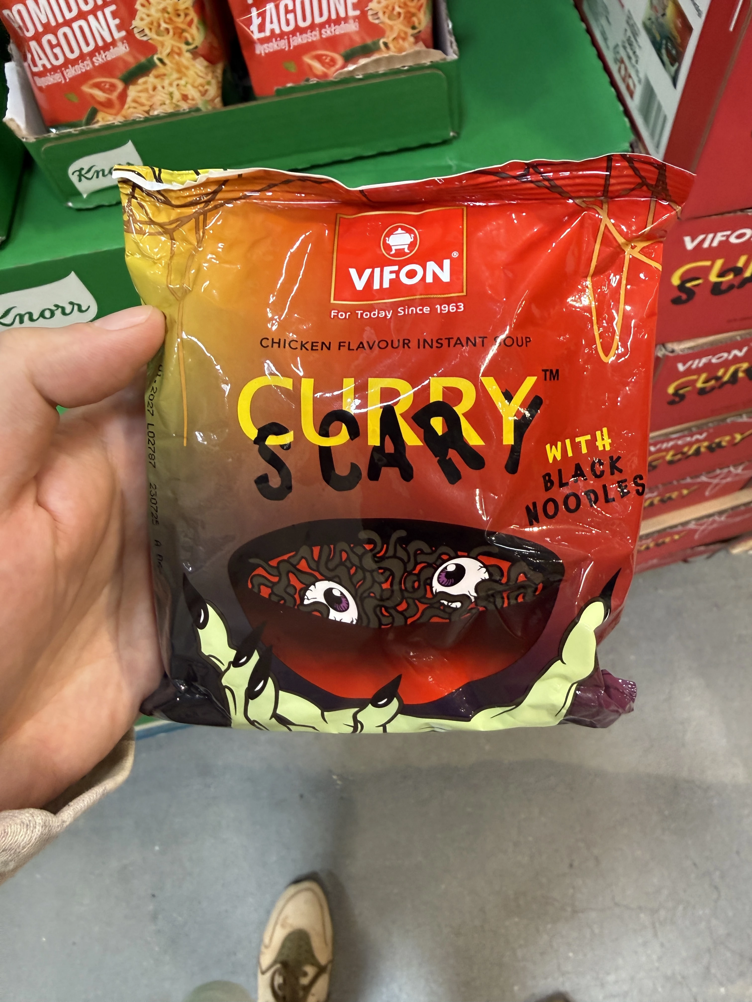 Vifon Curry Scary zupa instant o smaku kurczaka | 70g