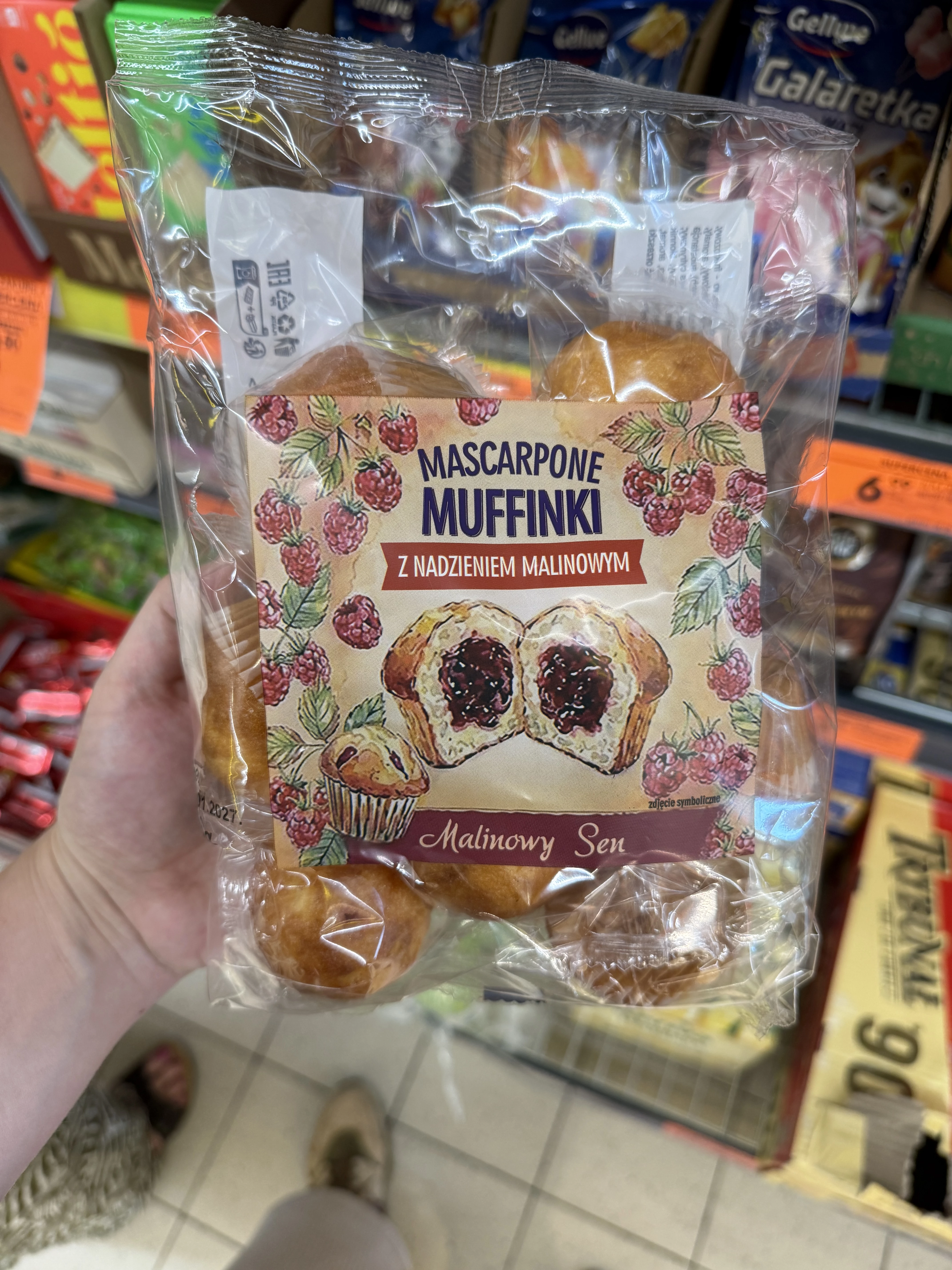 Malinowy Sen Mascarpone muffinki z nadzieniem malinowym | 300g