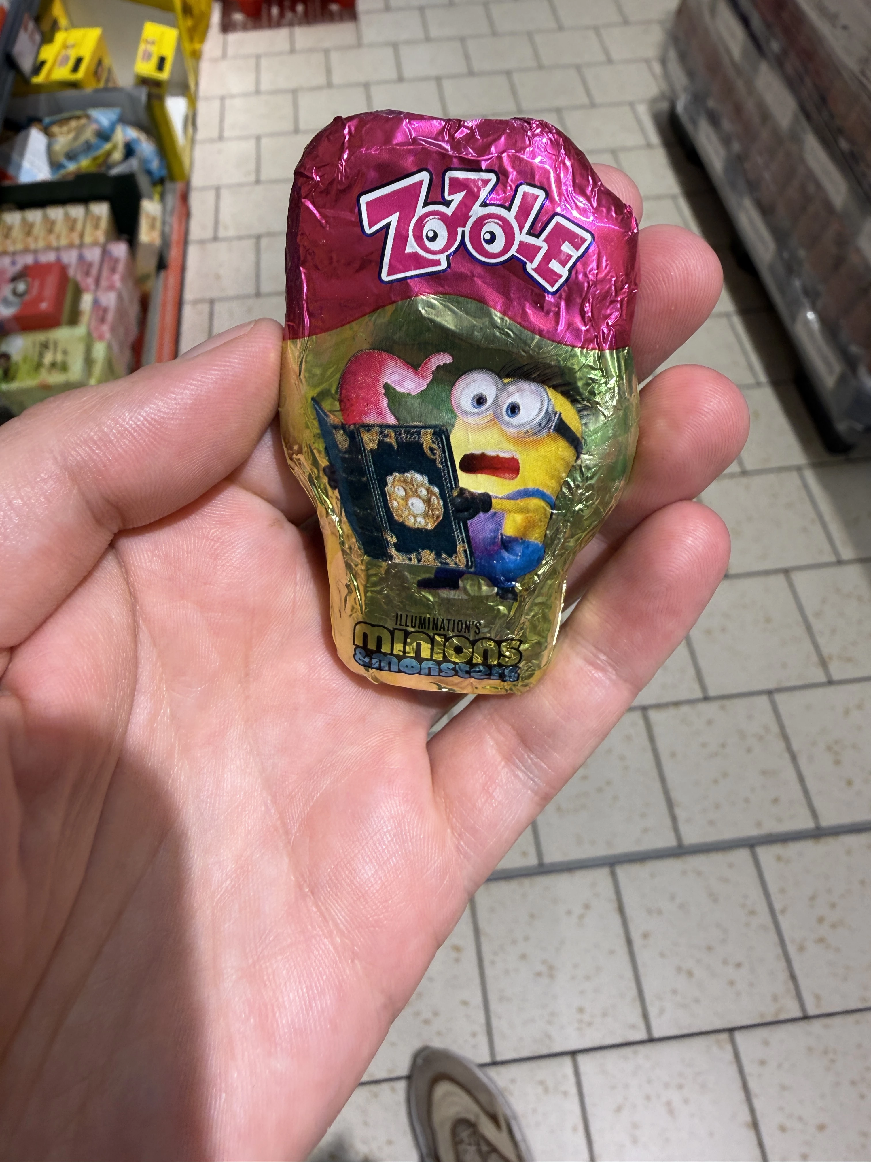 Zozole Figurka Minions & Monsters o smaku czekoladowym | 29g