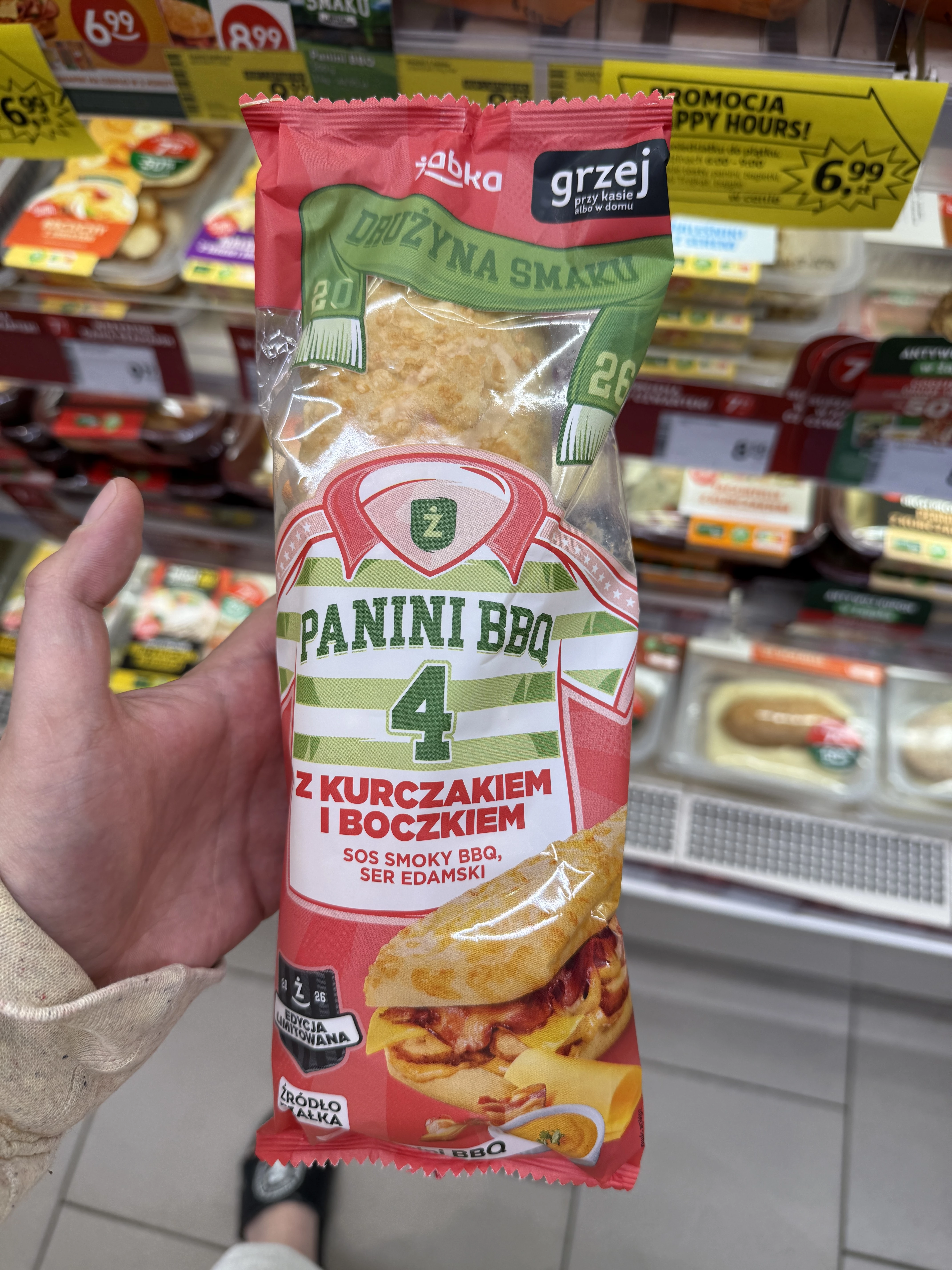 Panini BBQ z kurczakiem i boczkiem – Żabka (Drużyna Smaku) | 200g
