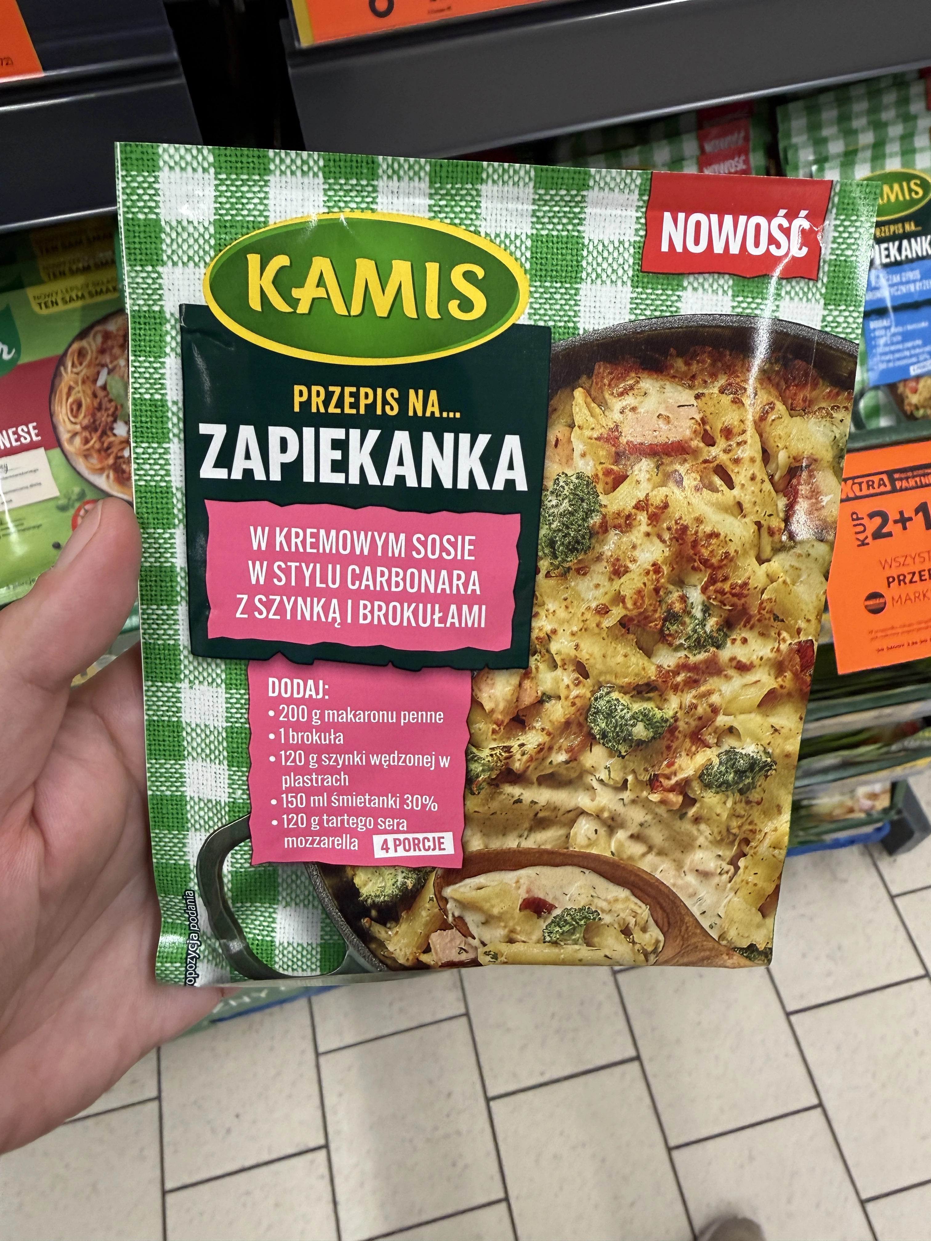 Kamis Przepis na zapiekanka w kremowym sosie w stylu carbonara z szynką i brokułami | 30g