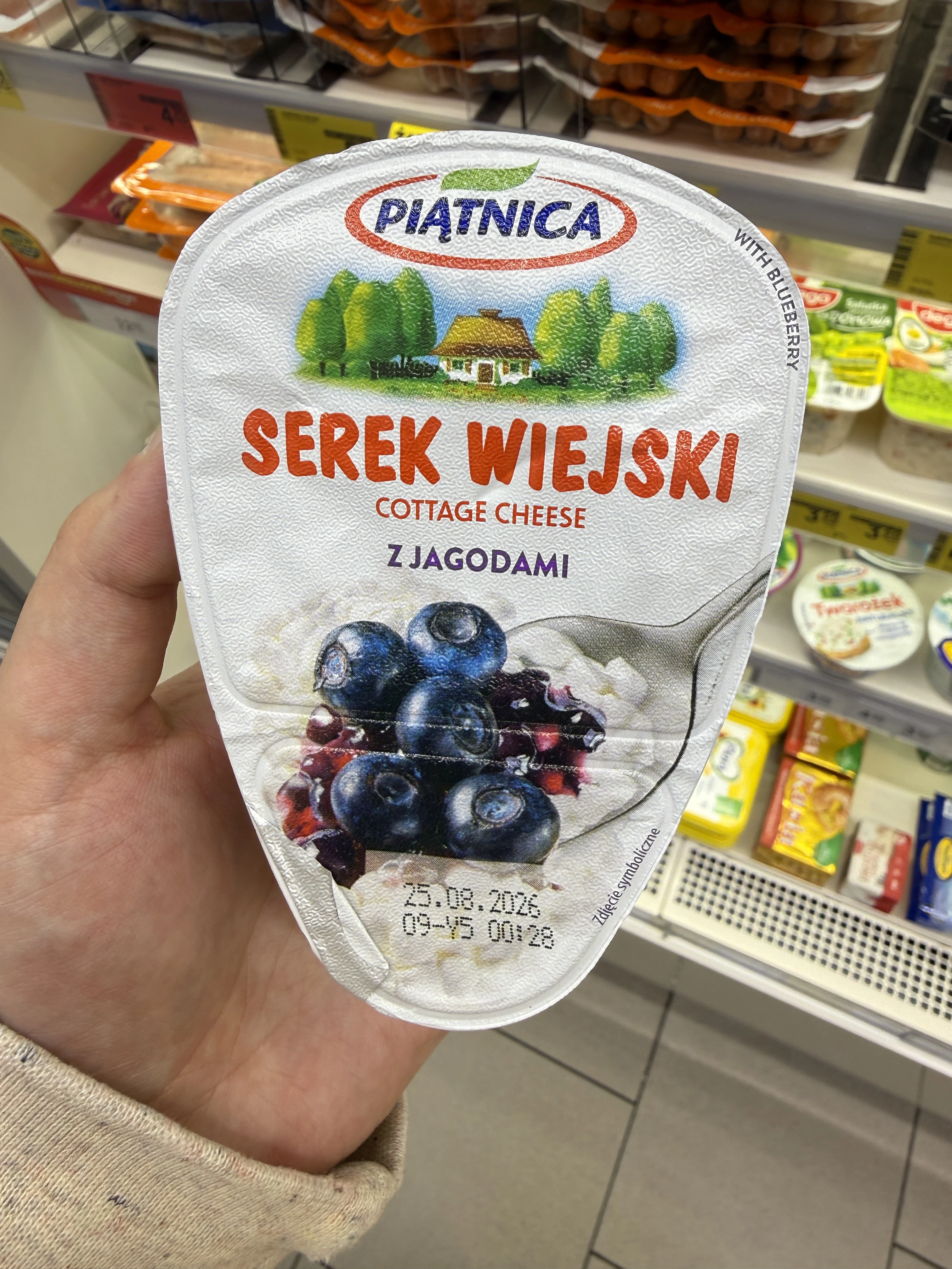 Piątnica Serek wiejski z jagodami | 150g