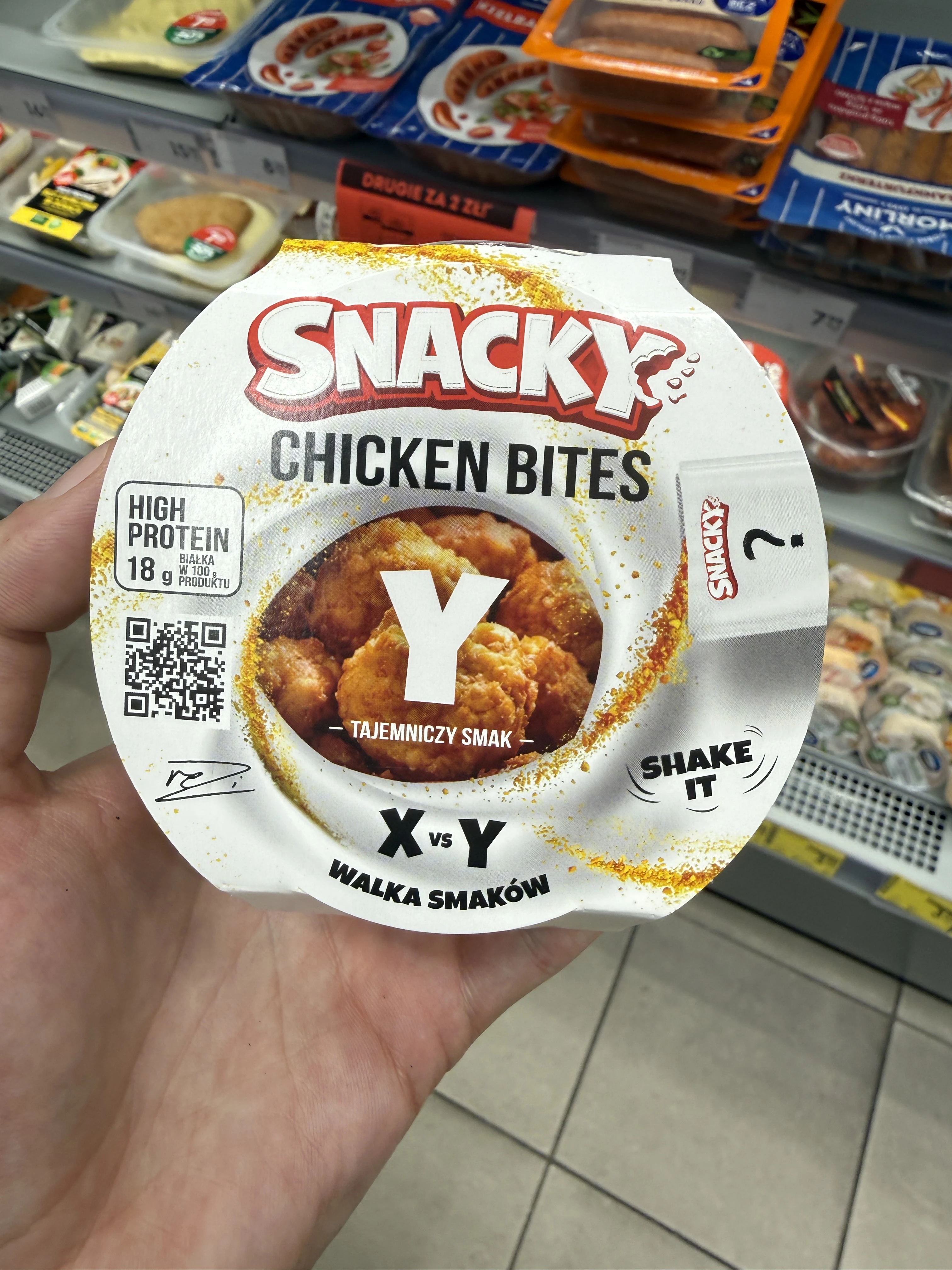 Snacky Chicken Bites z posypką Y – Tajemniczy smak | 72,5g