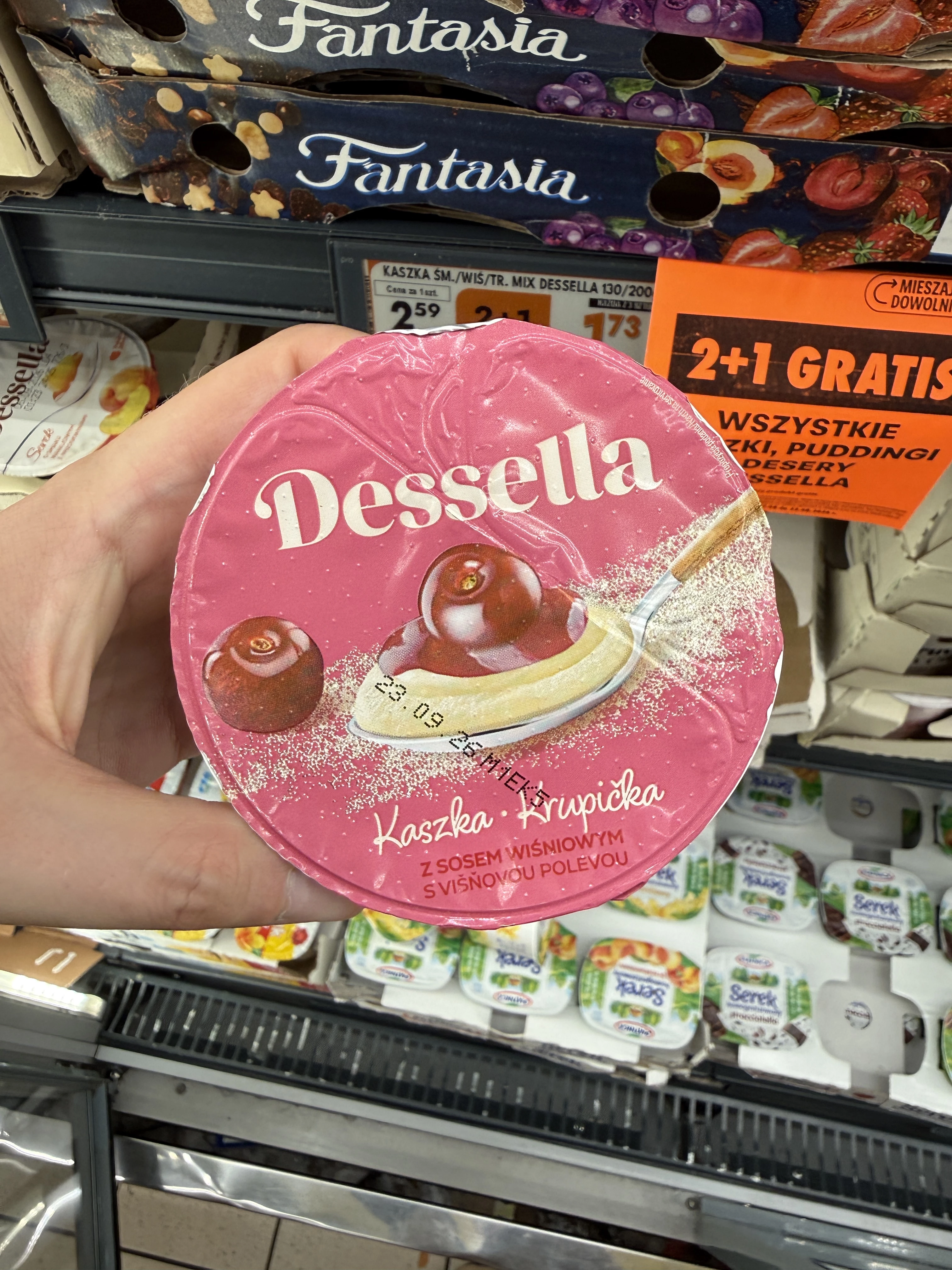 Dessella Kaszka krupicka z sosem wiśniowym | 130g