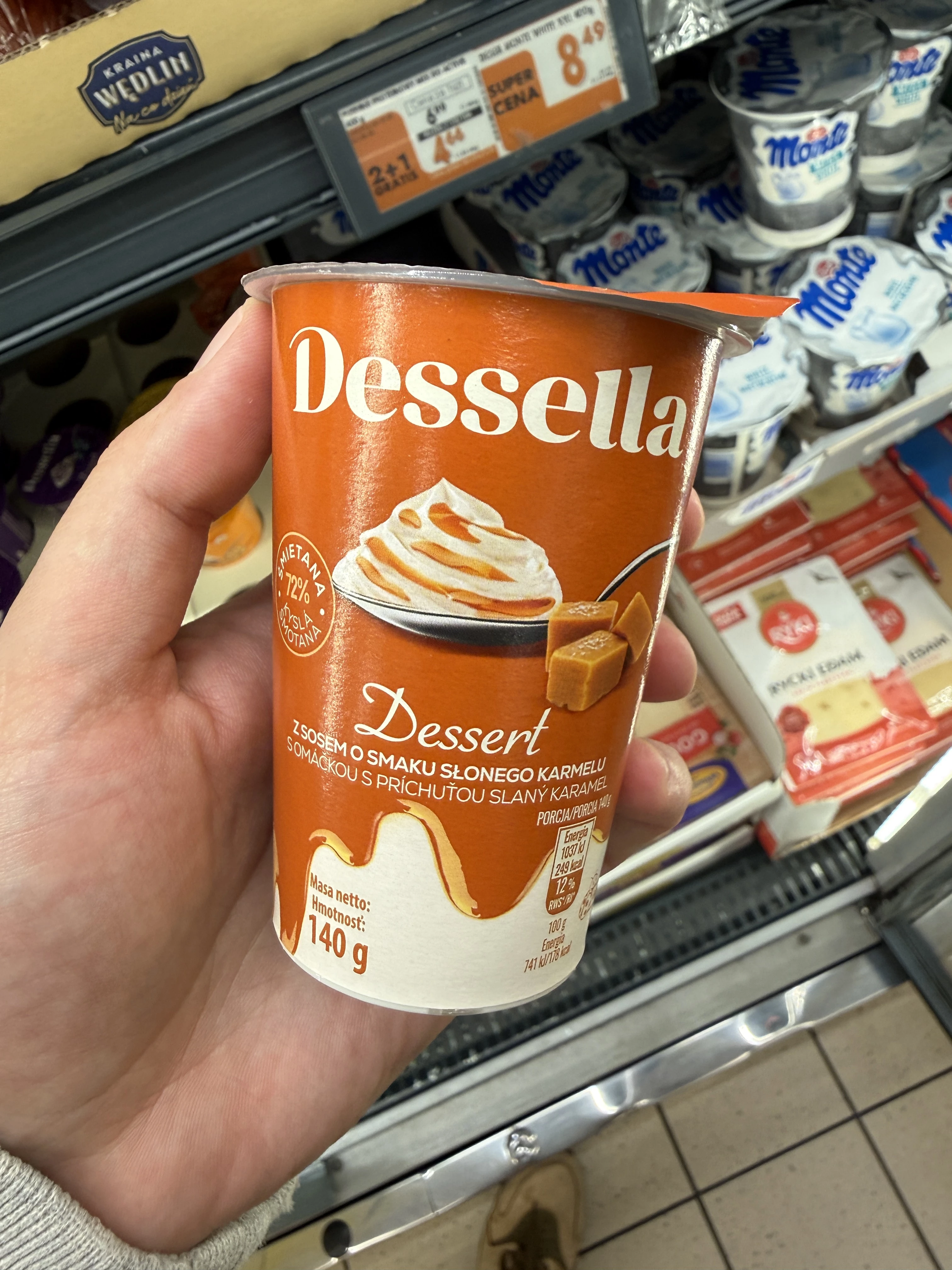 Dessella Dessert z sosem o smaku słonego karmelu | 140g